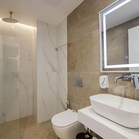 Absolute Hotell Ksamil