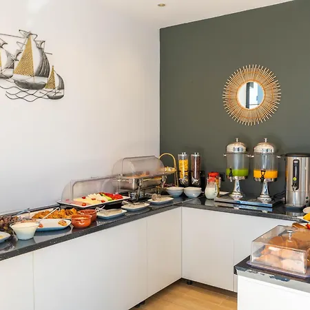 Hotell Absolute Ksamil