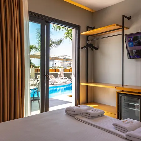 Absolute Hotel 4*